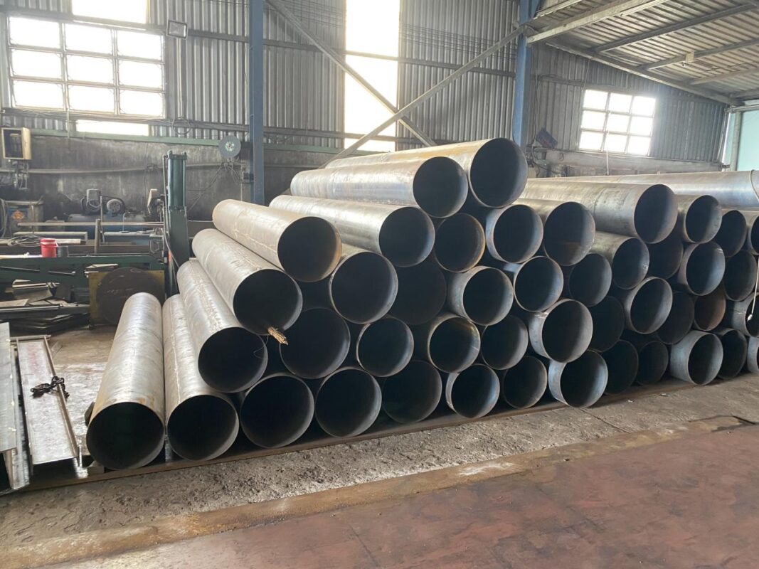 Gia Công Uốn Thép Tấm Với Nhiều Độ Dày 3-4-5-6-8-10-12-14-16-18-20-22-25-30-50mm tại Thịnh Cường Steel: Sự Lựa Chọn Hoàn Hảo Cho Mọi Dự Án 2 GIA CÔNG ỐNG THÉP