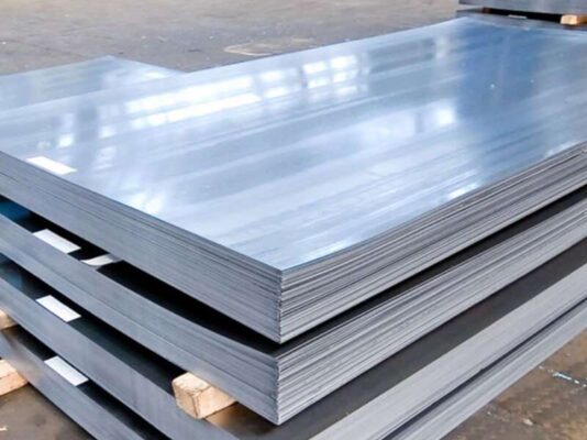 Dịch vụ cắt thép tấm theo kích thước yêu cầu