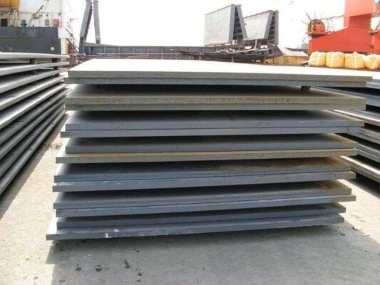 Xưởng gia công thép tấm giá rẻ tại TP.HCM
