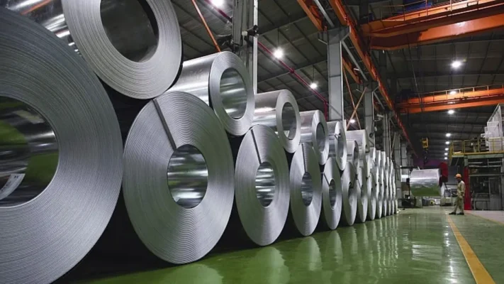 Dây chuyền sản xuất ống thép tự động hóa và công nghệ xanh năm 2025.